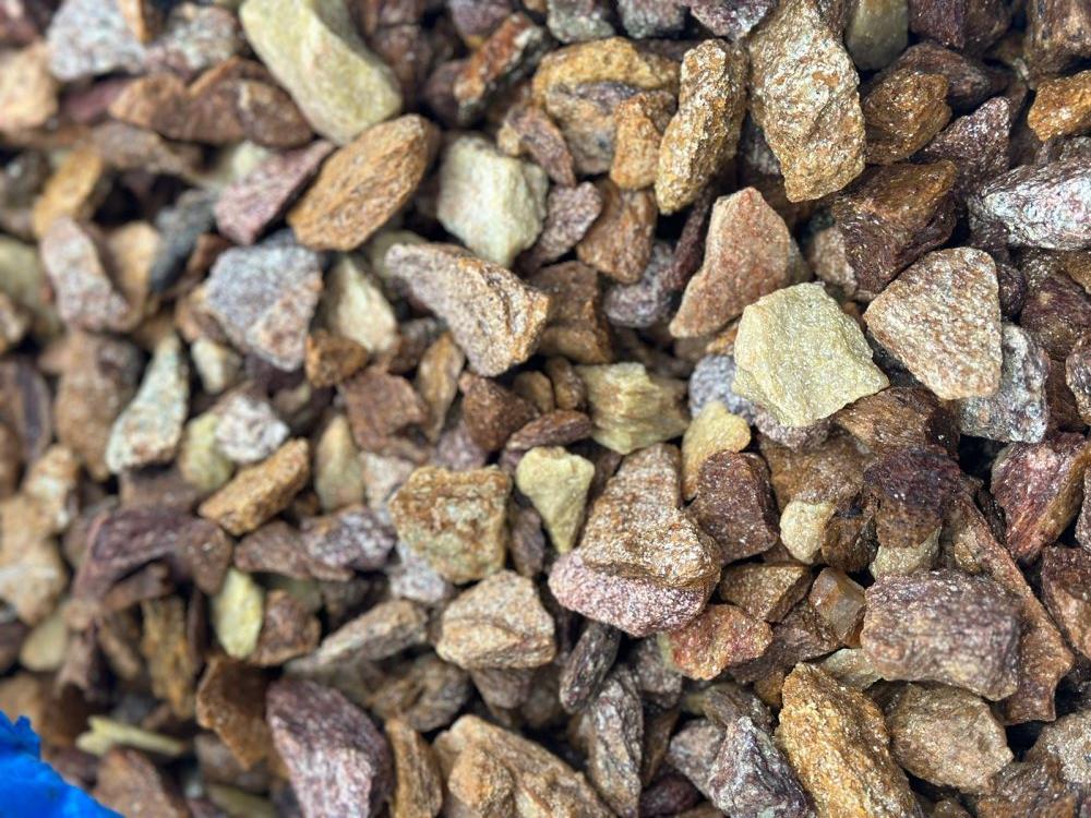 Златолит персиковый декоративная каменная крошка купить в Старой Купавне