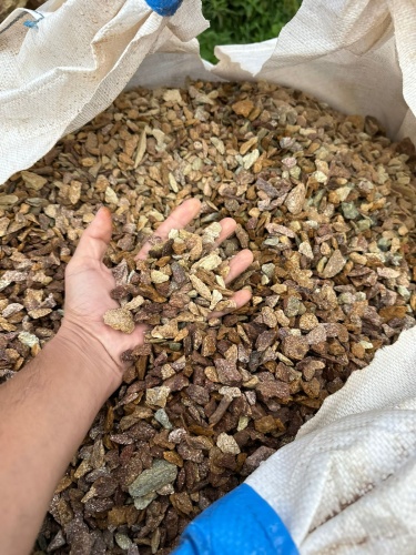 Златолит персиковый декоративная каменная крошка купить в Старой Купавне