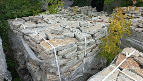 Гранитный плитняк галтованный для парковки купить в Старой Купавне