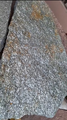 Плитняк златолит серебристый для цоколя, отмостки купить в Старой Купавне