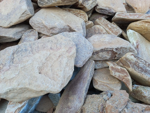 Златолит жёлтый, жёлто-зелёный глыбки и валуны для ланшафтного дизайна купить в Старой Купавне