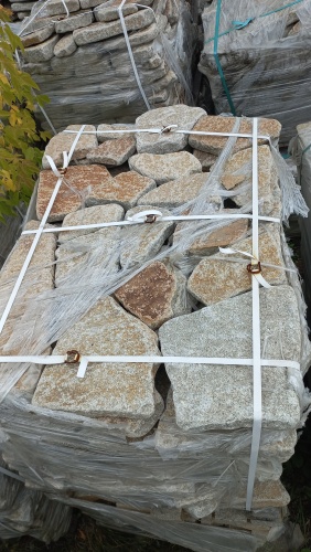 Плитняк галтованный гранитный для ландшафтного дизайна купить в Старой Купавне