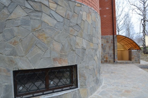 Плитняк златолит Уральский для цоколя, отмостки купить в Старой Купавне